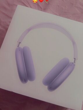Apple Lavender Over-Ear Wireless Headphones